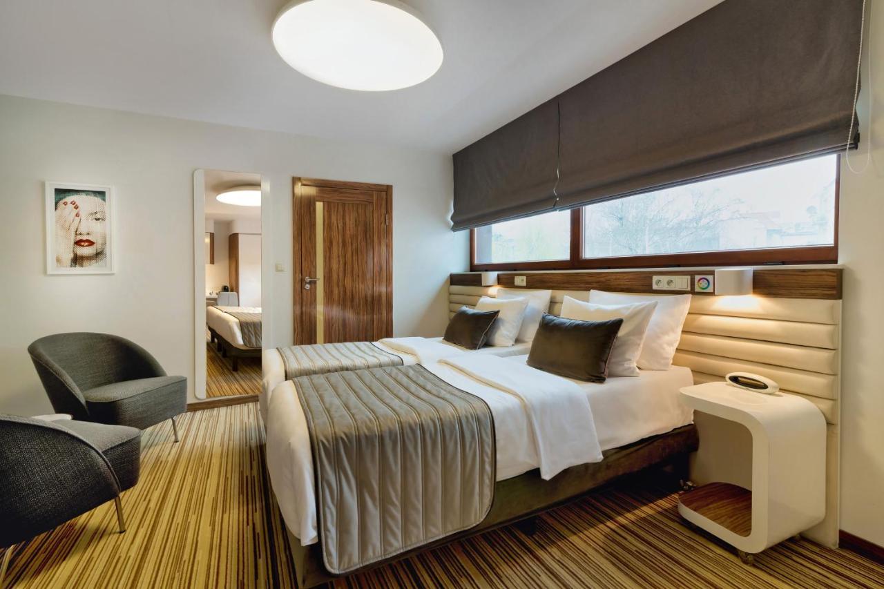 Leonardo Boutique Hotel Krakow City Center Ngoại thất bức ảnh