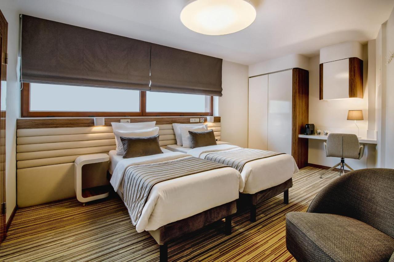 Leonardo Boutique Hotel Krakow City Center Ngoại thất bức ảnh