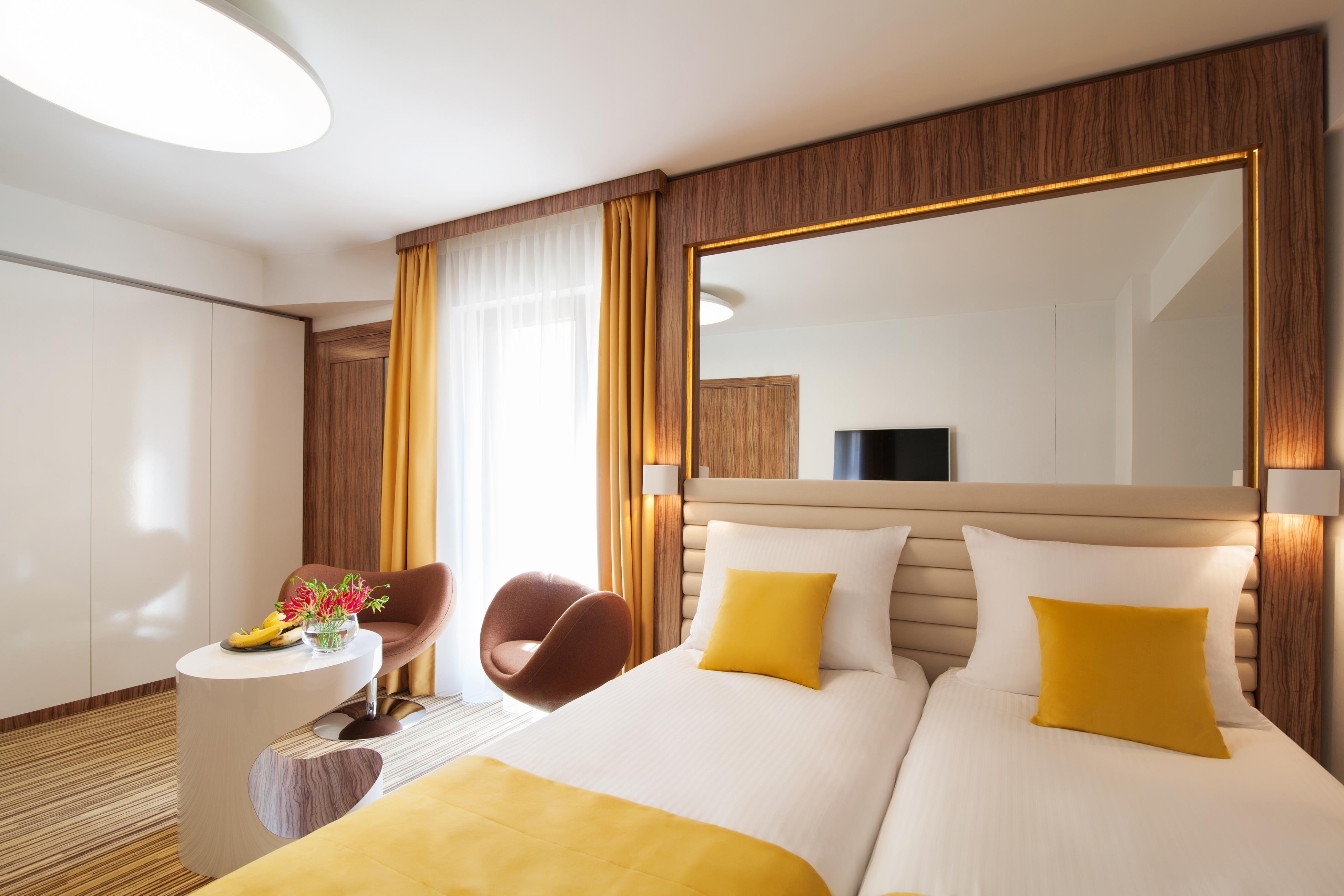 Leonardo Boutique Hotel Krakow City Center Ngoại thất bức ảnh